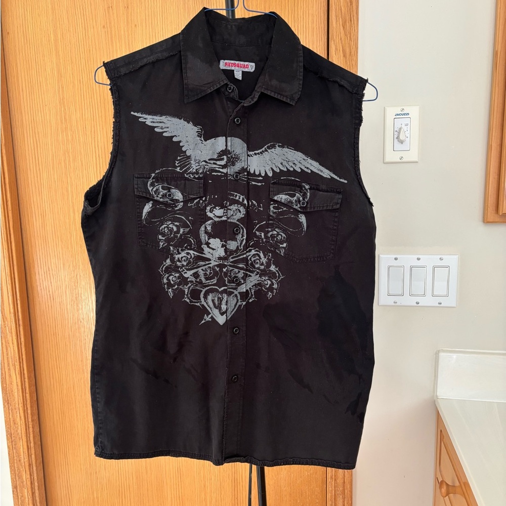Redsquad Black Sleeveless Shirt:Graphic Design - Med.